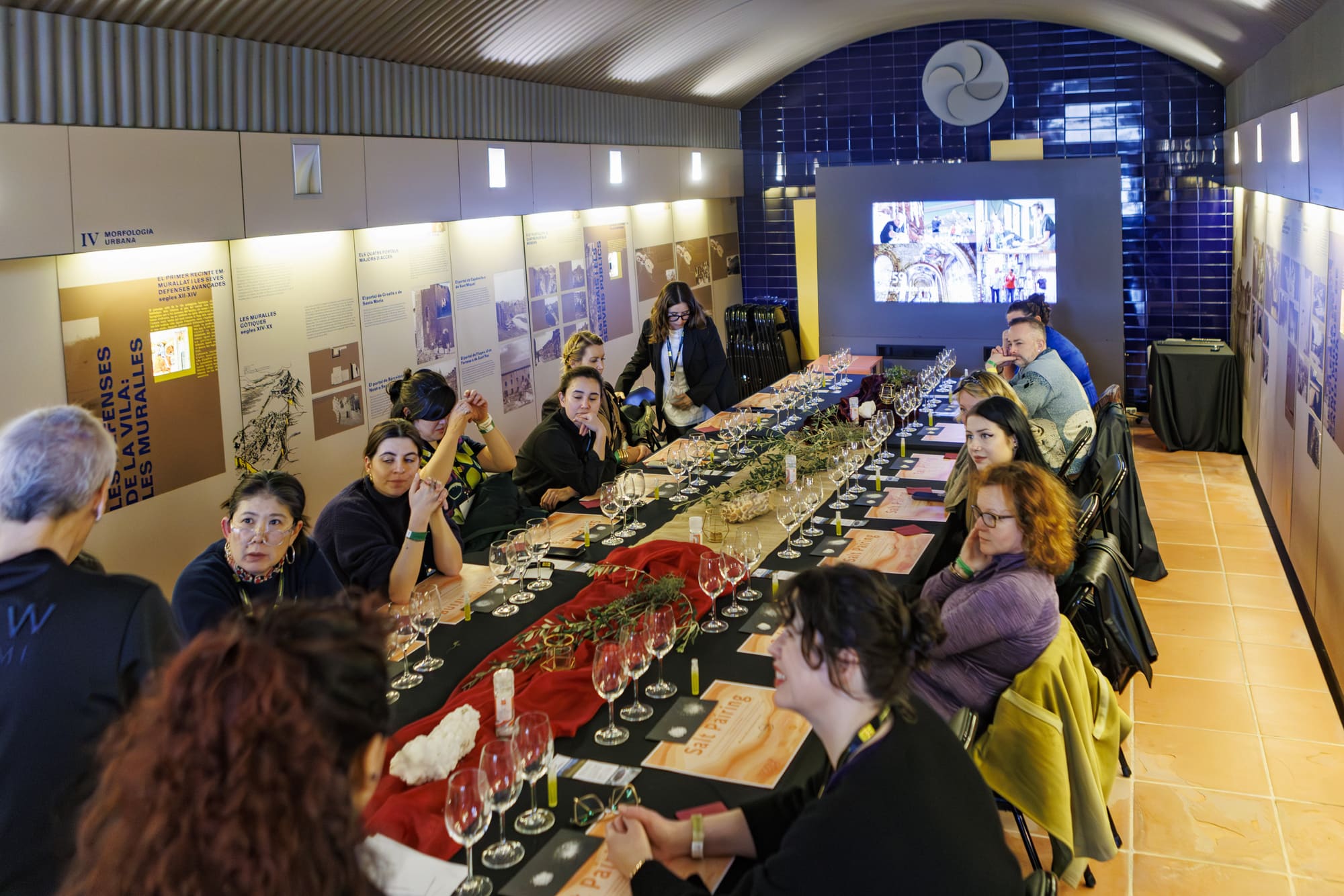 Tast de la sal de Cardona amb professionals de la gastronomia durant el Parabere Forum