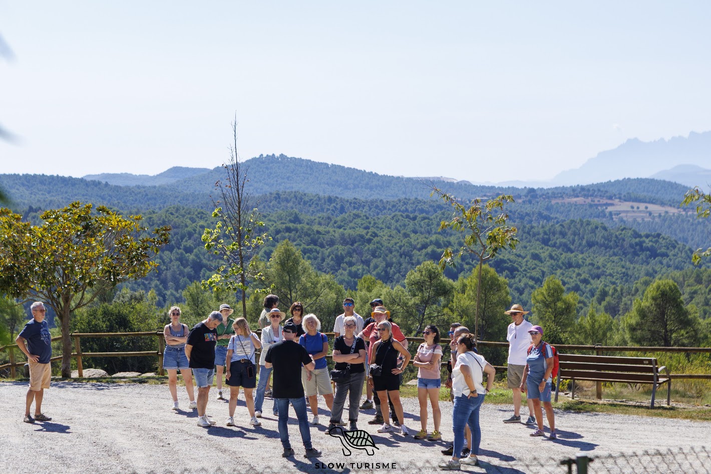 Grup participant en la visita a Can Serra dels Exibis a Navàs